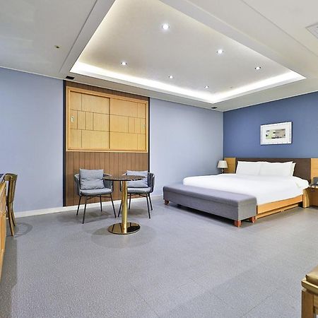 בוסאן Seomyeon Ib Hotel מראה חיצוני תמונה