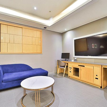 בוסאן Seomyeon Ib Hotel מראה חיצוני תמונה
