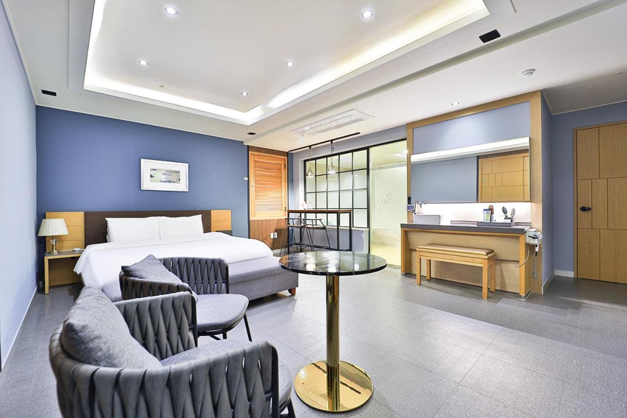 בוסאן Seomyeon Ib Hotel מראה חיצוני תמונה
